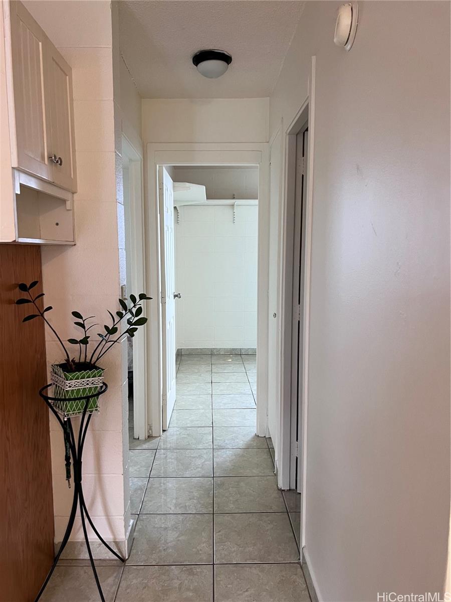 Photo 8 of 25