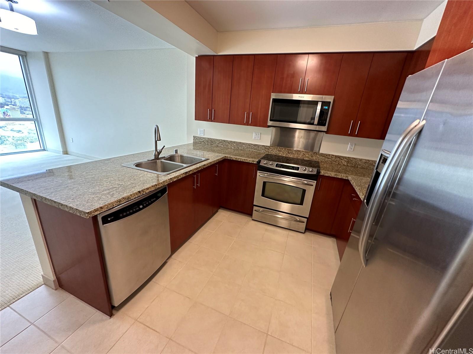 909 Kapiolani Boulevard  Unit 3206
