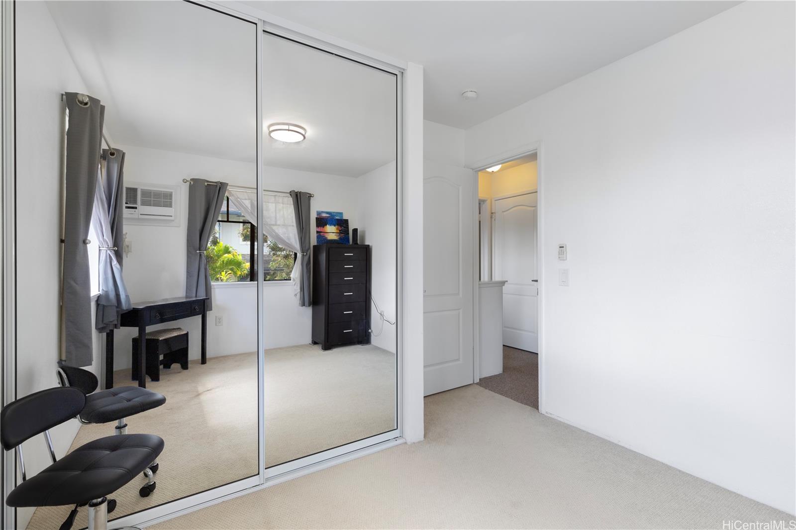 95-937 Ukuwai Street  Unit 806
