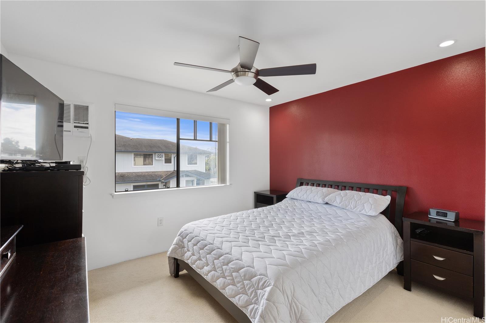 95-937 Ukuwai Street  Unit 806