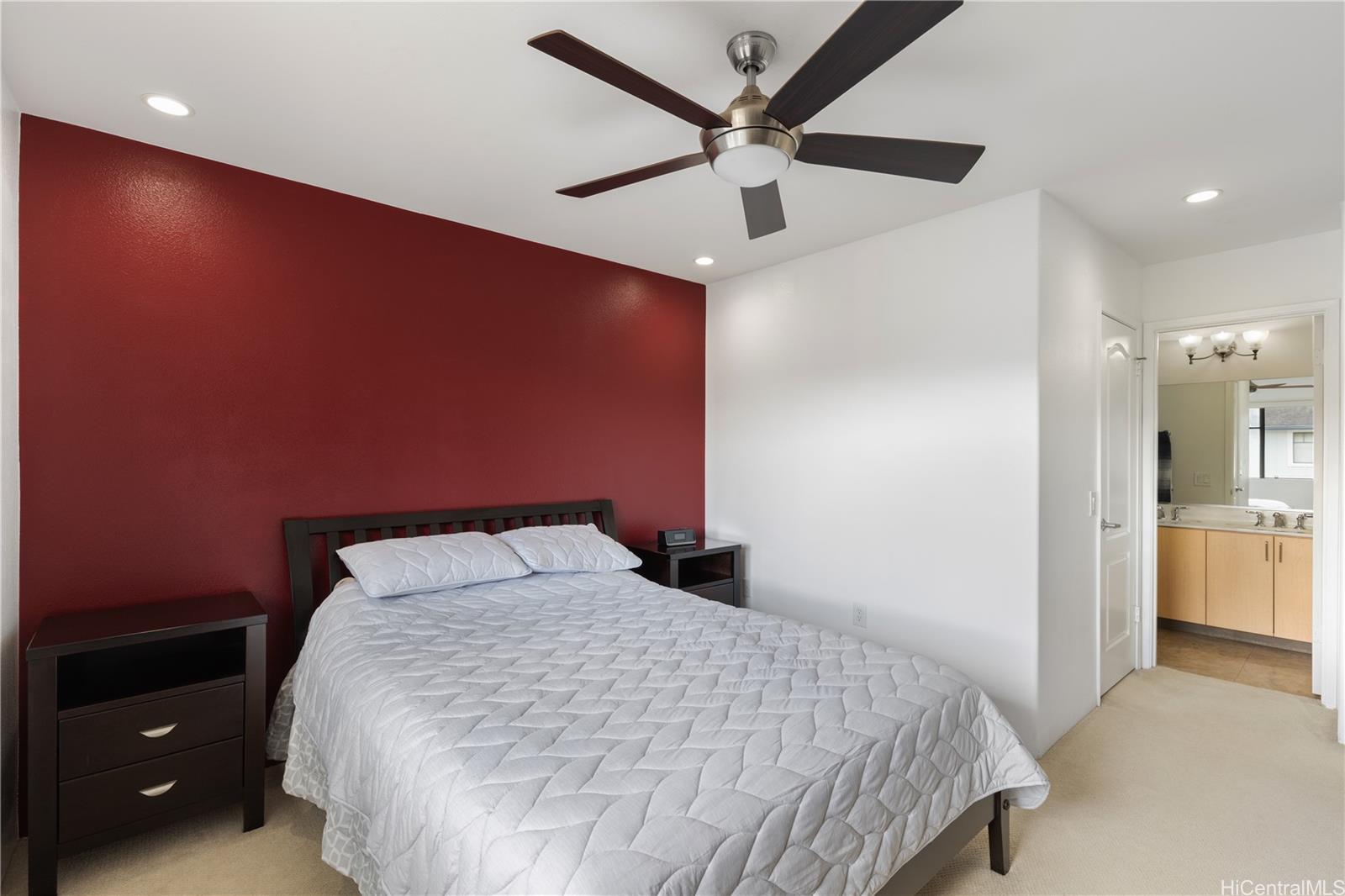 95-937 Ukuwai Street  Unit 806