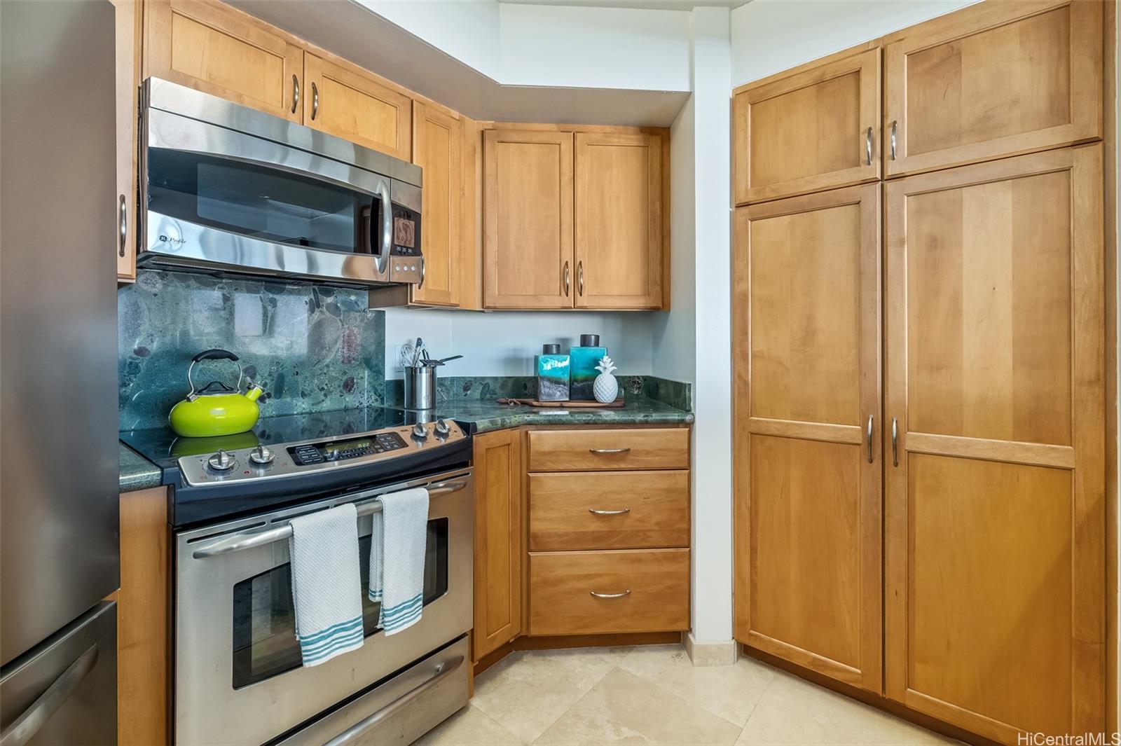 583 Kamoku Street  Unit DH/PH-7