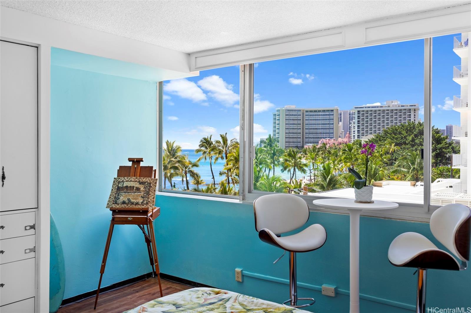 2500 Kalakaua Avenue  Unit 503