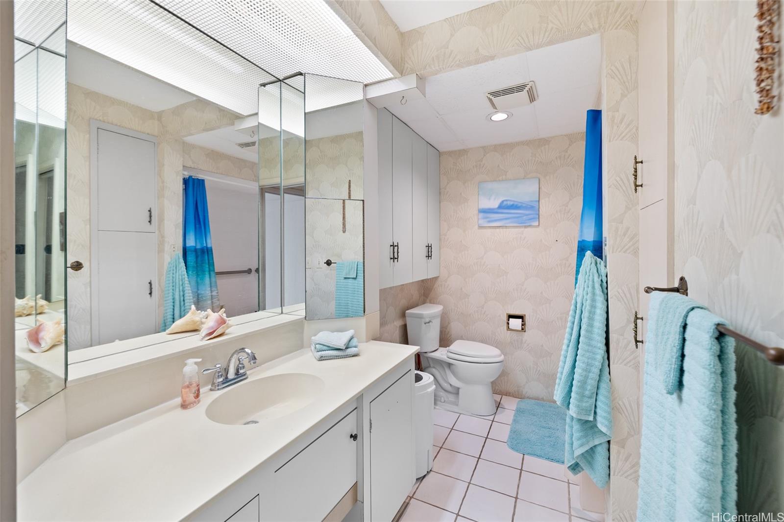2500 Kalakaua Avenue  Unit 503