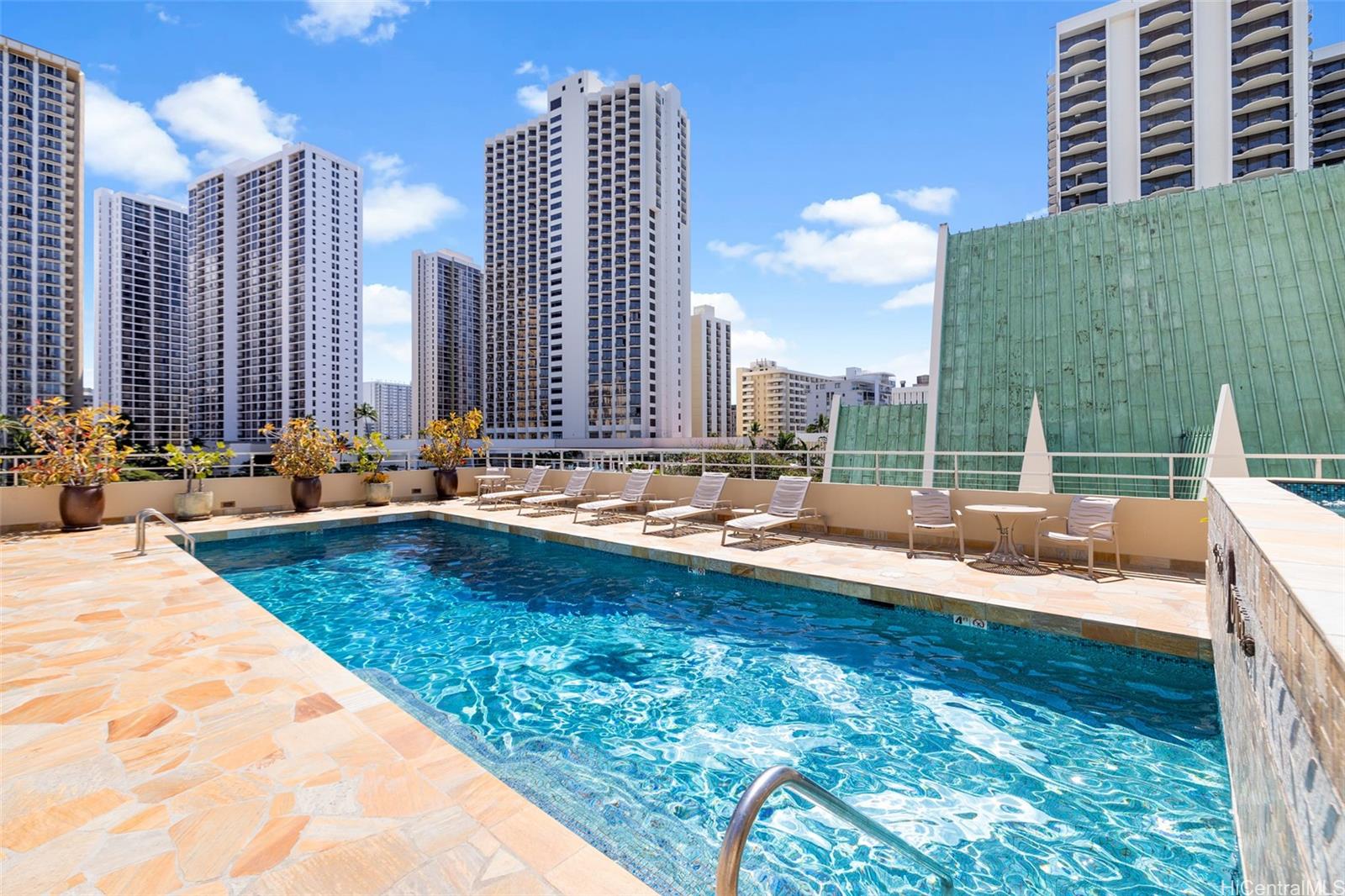 2500 Kalakaua Avenue  Unit 503