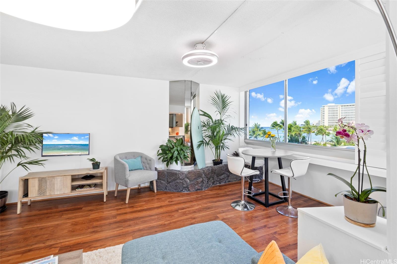 2500 Kalakaua Avenue  Unit 503