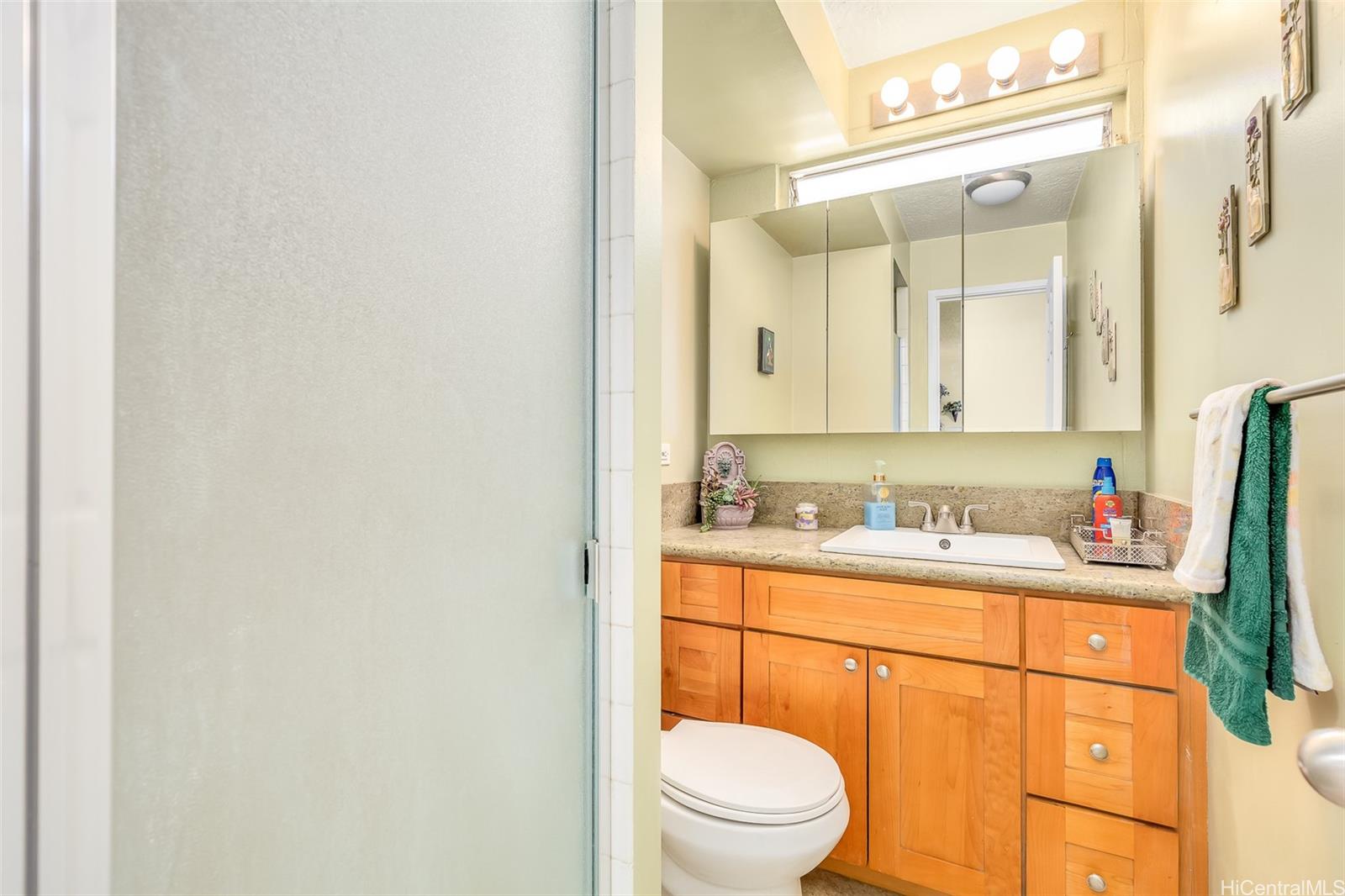 2575 Kuhio Avenue  Unit 1402