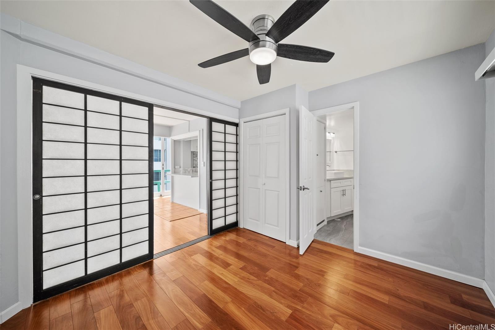 2957 Kalakaua Avenue  Unit 415