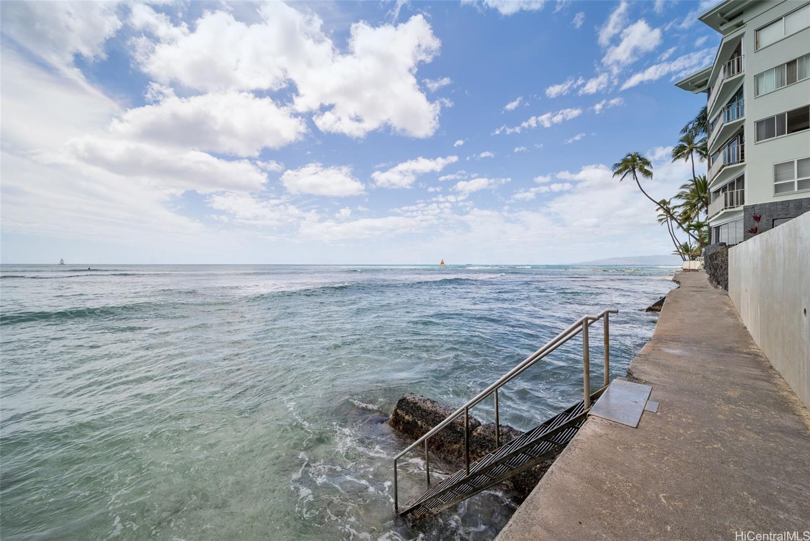 2957 Kalakaua Avenue  Unit 415