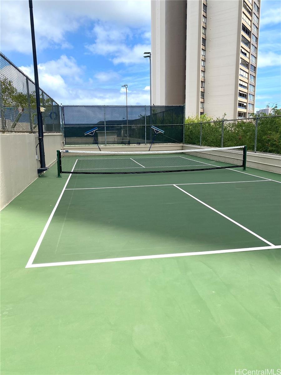 Photo 17 of 20