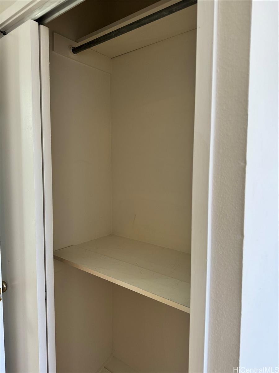 Photo 6 of 25