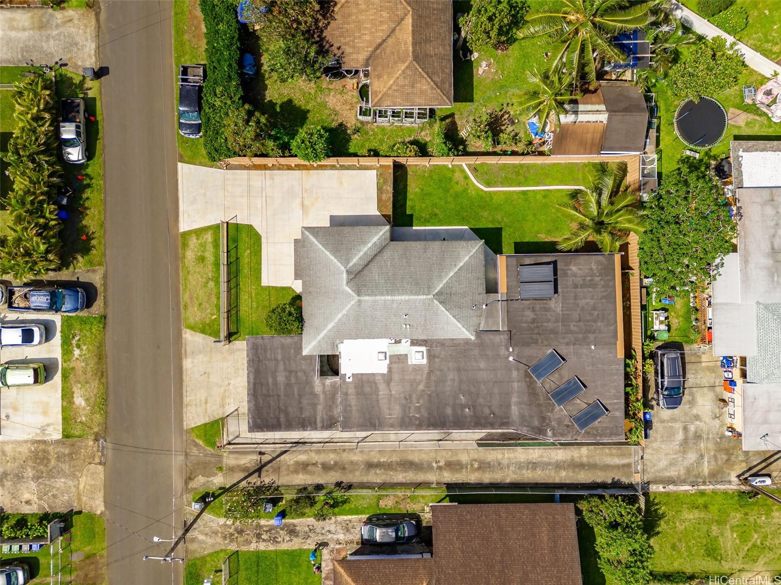 Photo 22 of 25