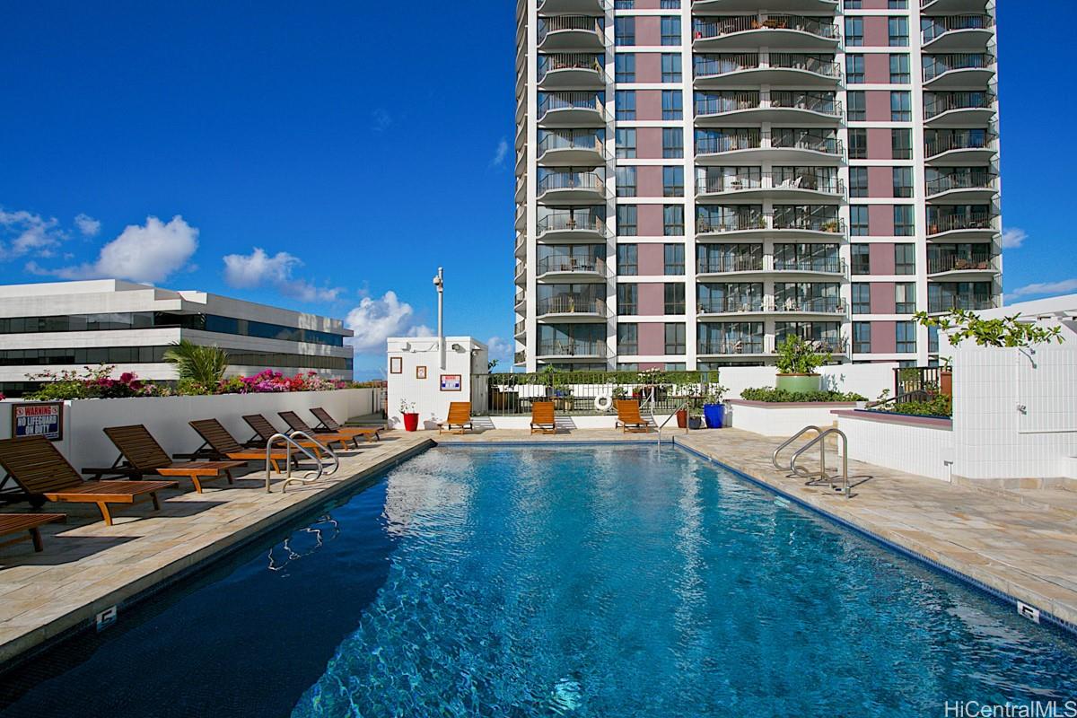 700 Richards Street  Unit 1104