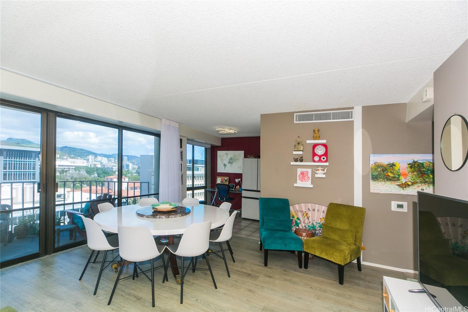 700 Richards Street  Unit 1104