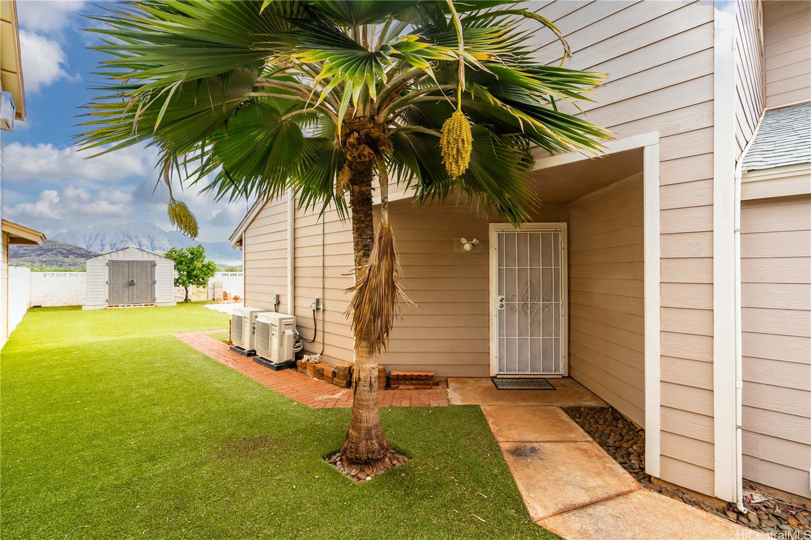 87-366 Kulawae Street