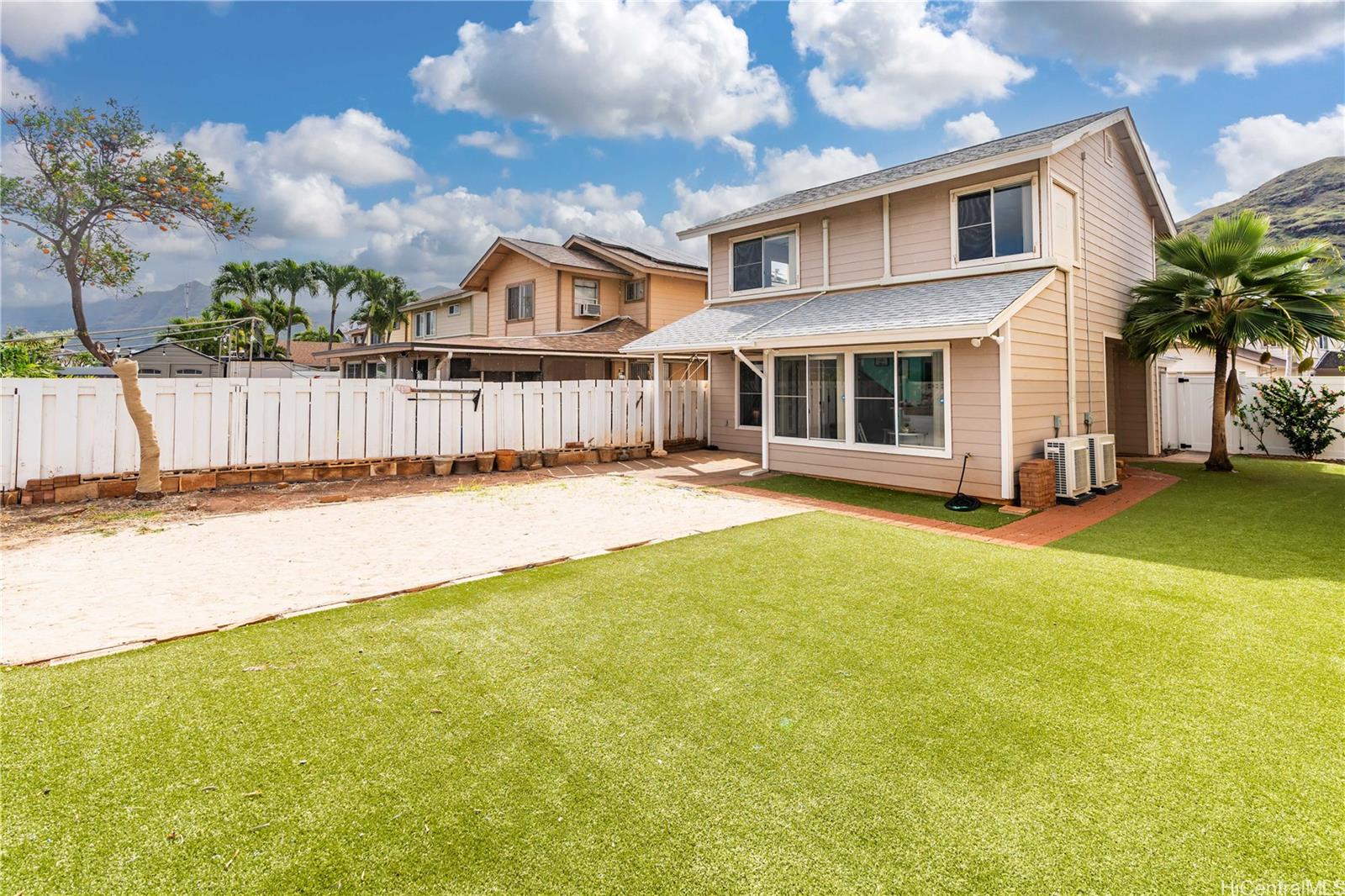 87-366 Kulawae Street 87-366 Kulawae Street