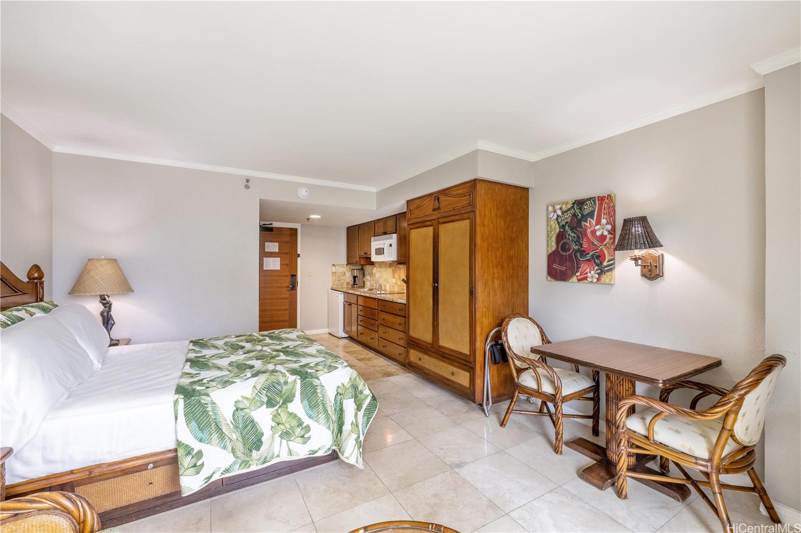 2045 Kalakaua Avenue  Unit 618