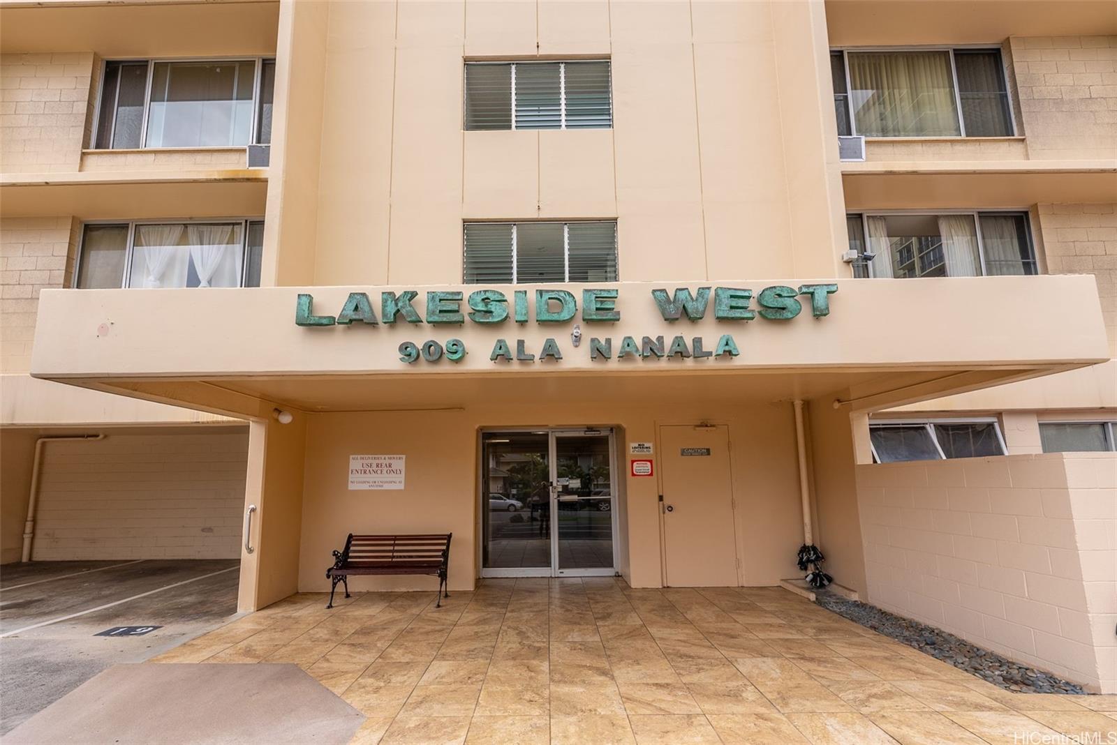Lakeside West 909 Ala Nanala Street  Unit 901
