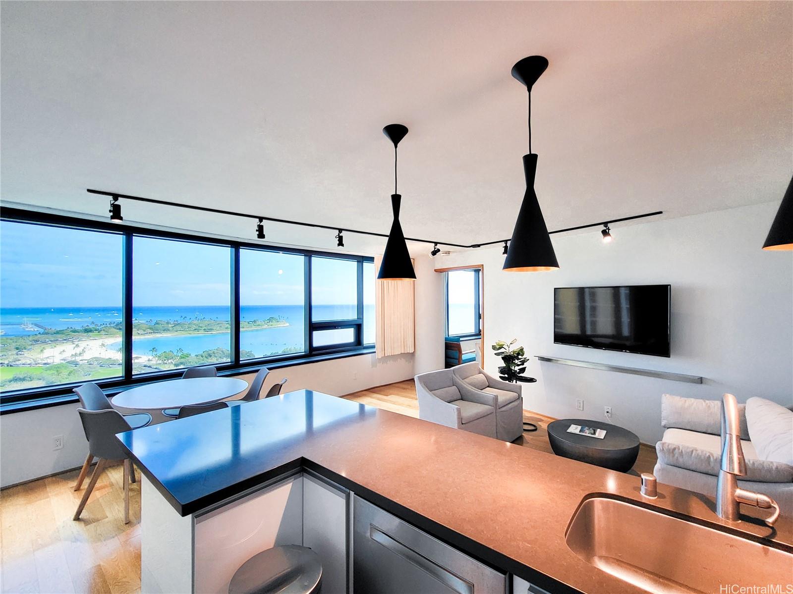 1330 Ala Moana Boulevard 1806