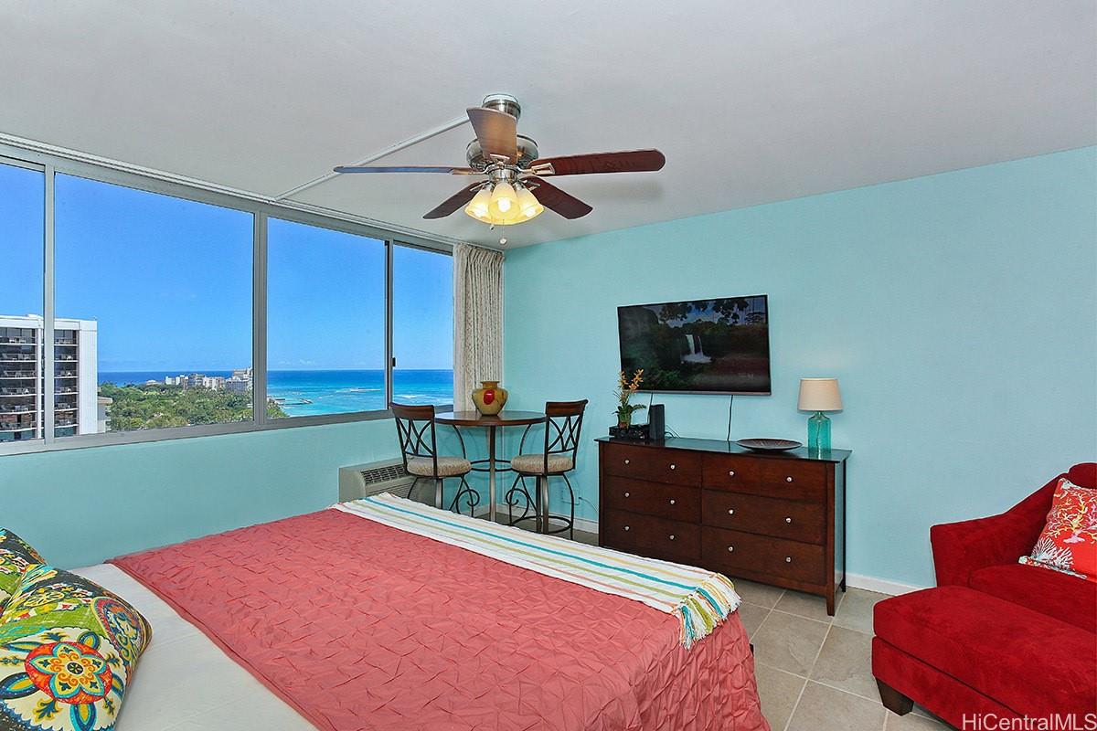 2500 Kalakaua Avenue 2306