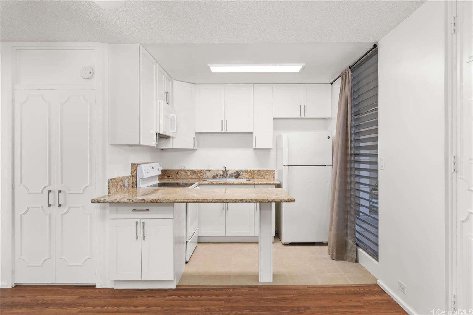 Waikiki Parkway Apts 1660 Kalakaua Avenue Unit C102 Honolulu HI 96826