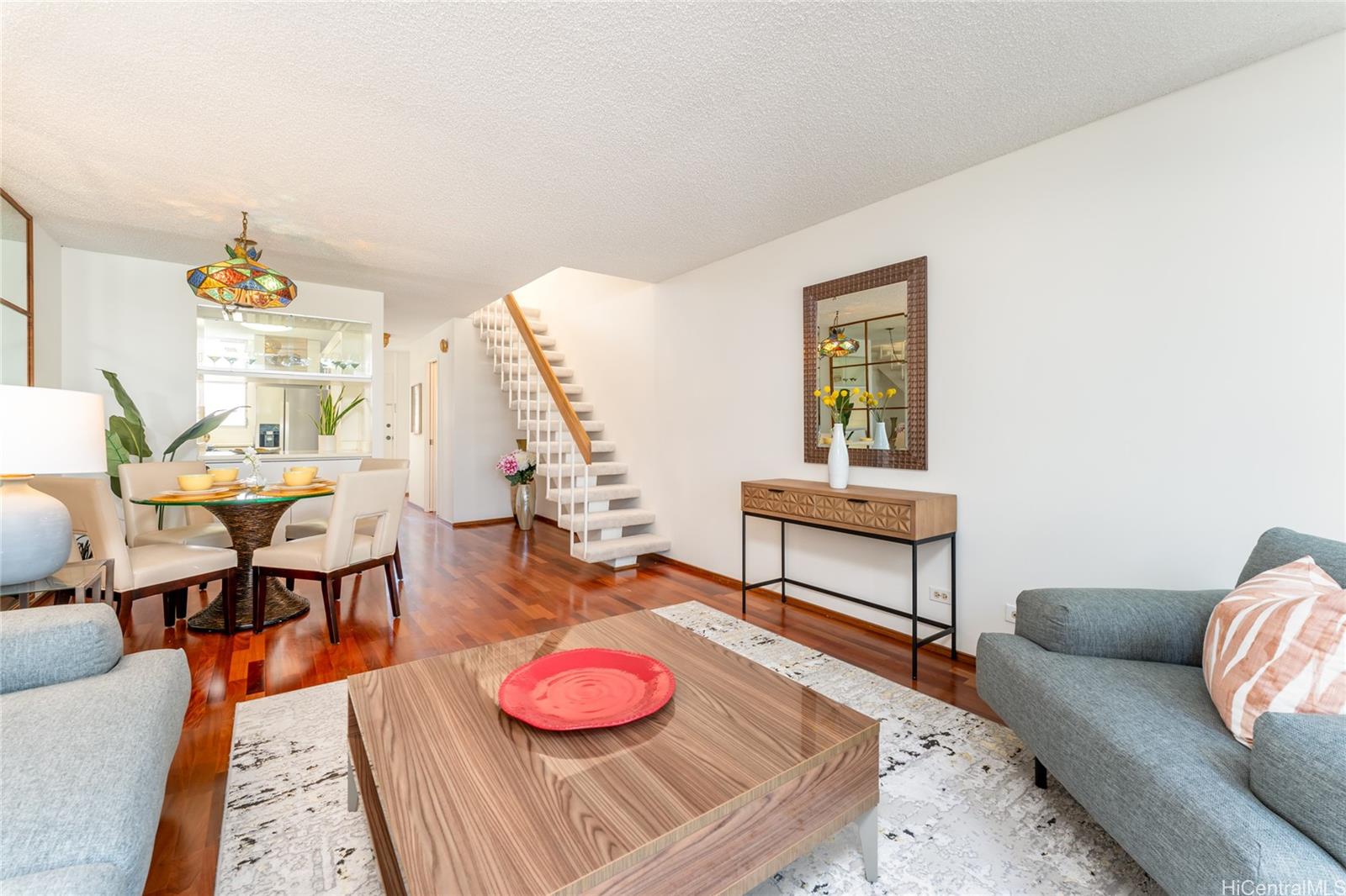 500 University Avenue 301