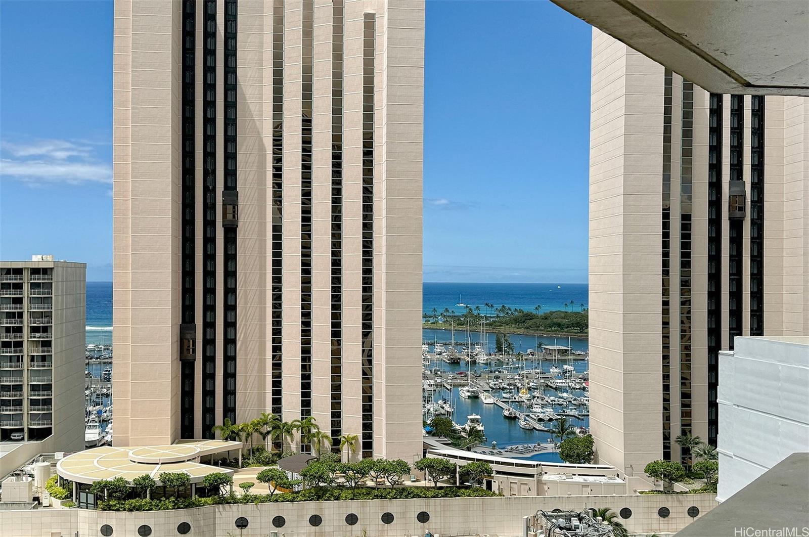 1700 Ala Moana Boulevard 2003