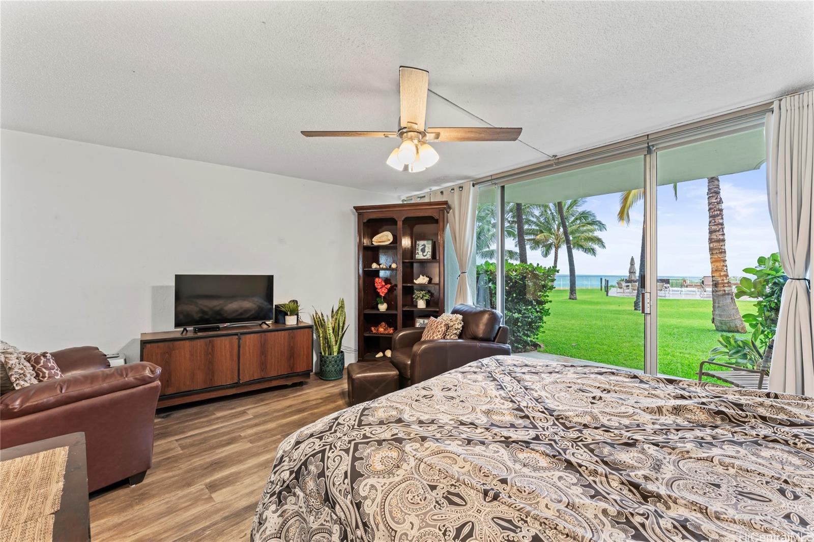 87-561 Farrington Highway  Unit 109