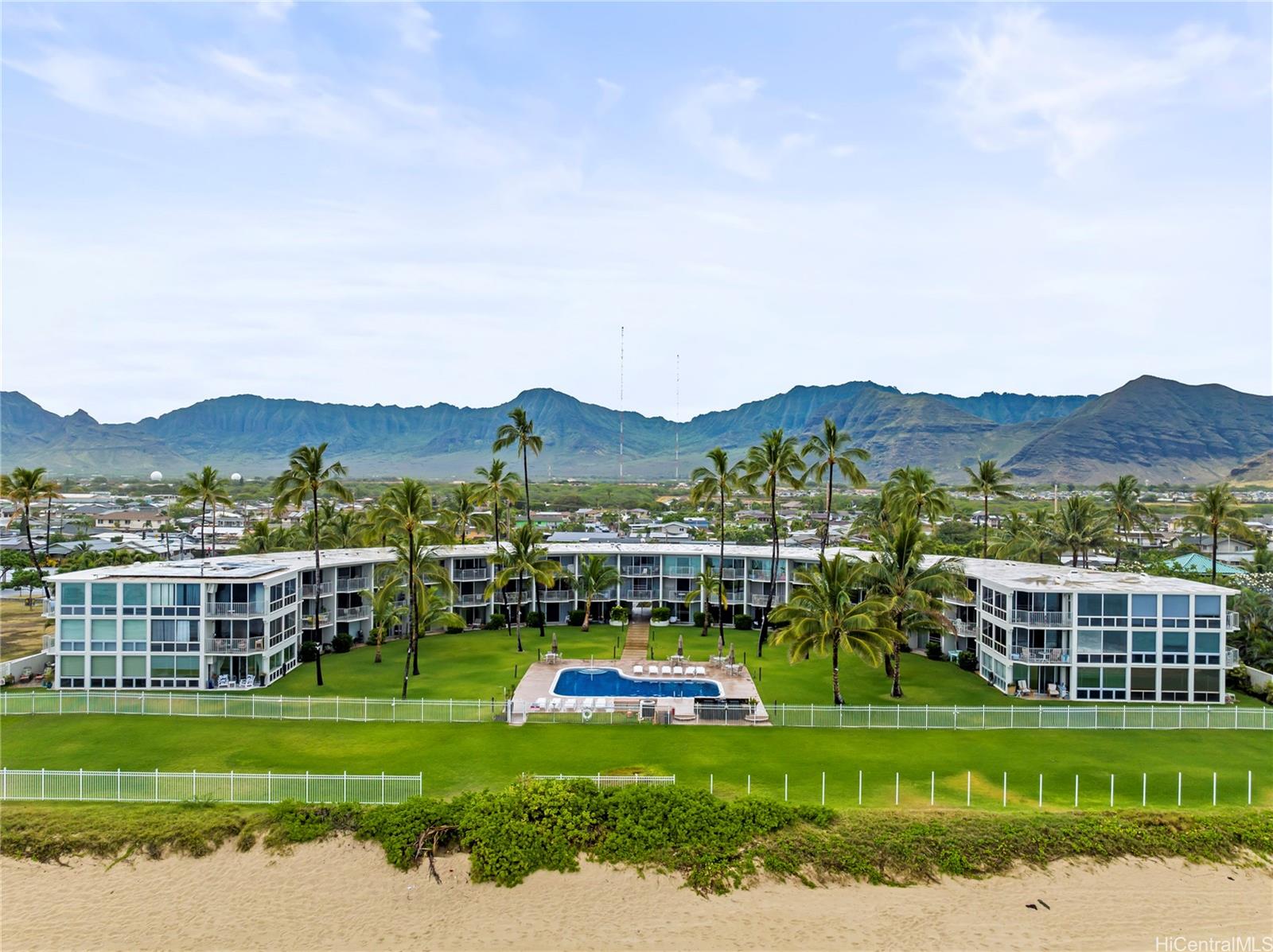 87-561 Farrington Highway  Unit 109