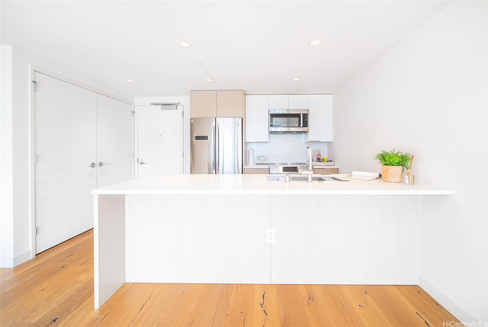 1001 Queen Street  Unit 2108