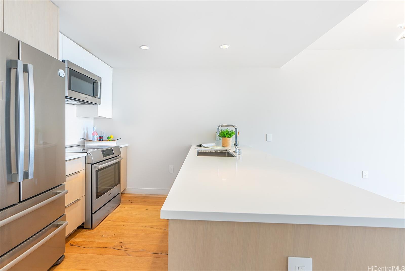 1001 Queen Street  Unit 2108
