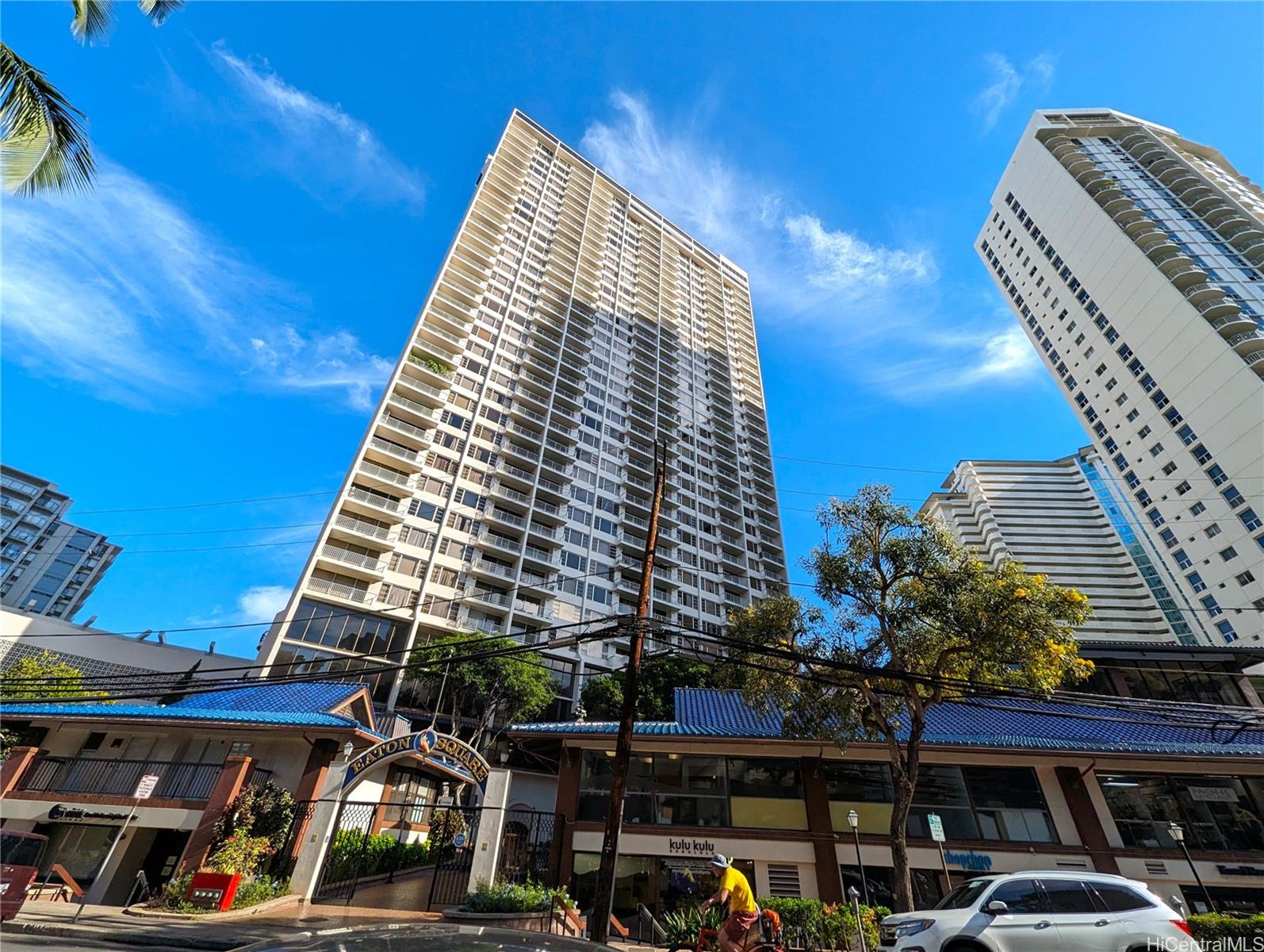 400 Hobron Lane 807