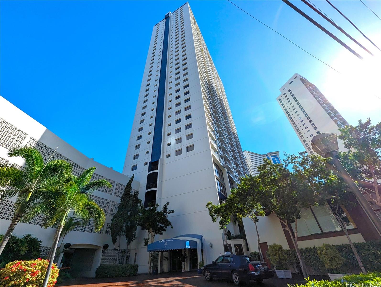 Photo 4 of 9