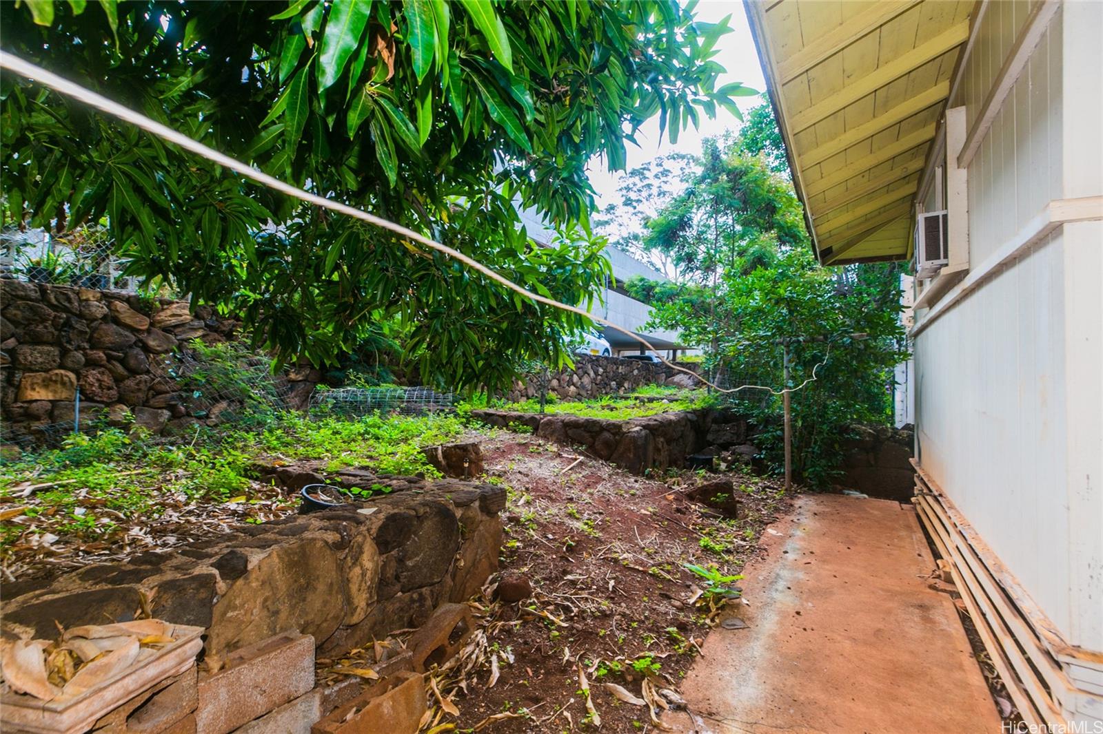 3622A Maunalei Avenue