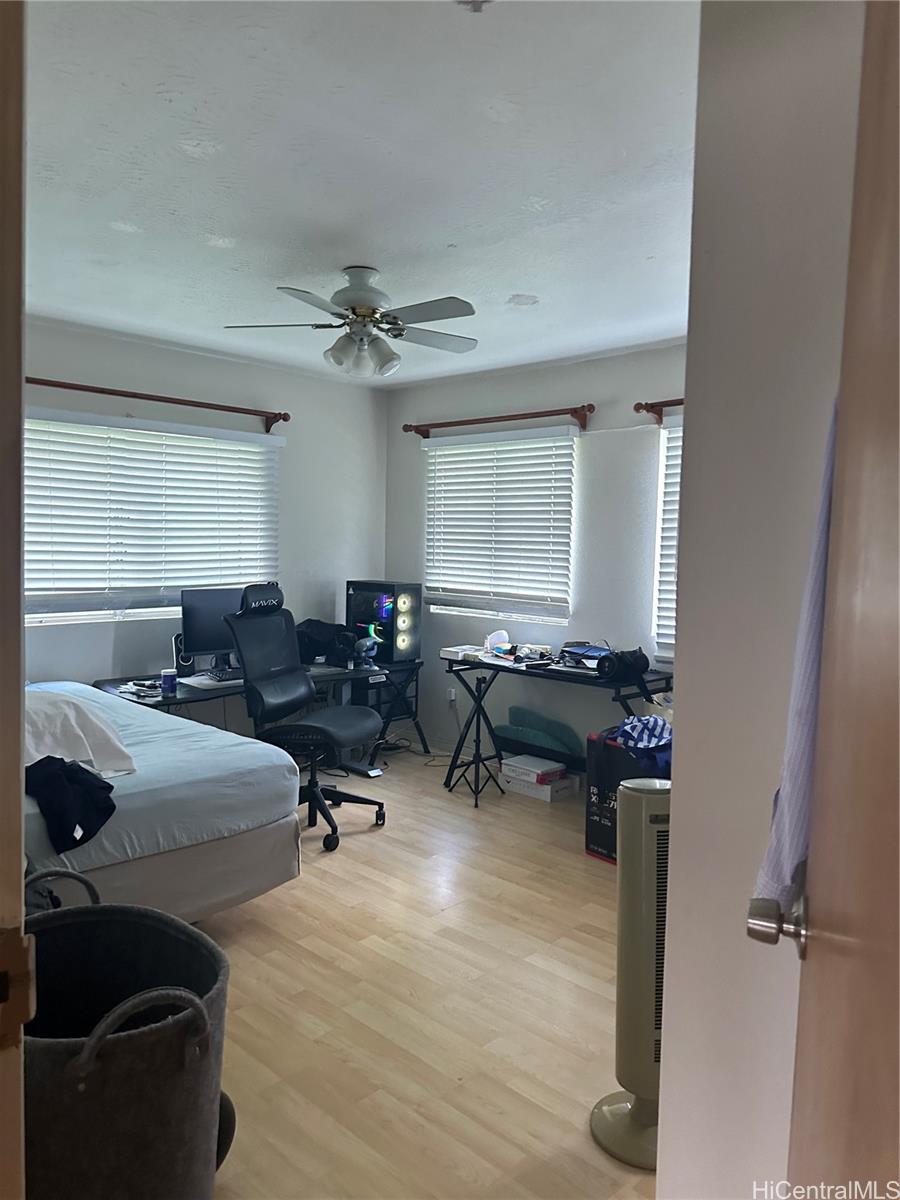 Photo 13 of 20