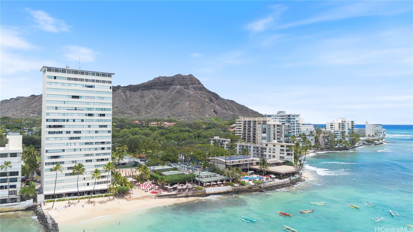 2895 Kalakaua Avenue  Unit 207