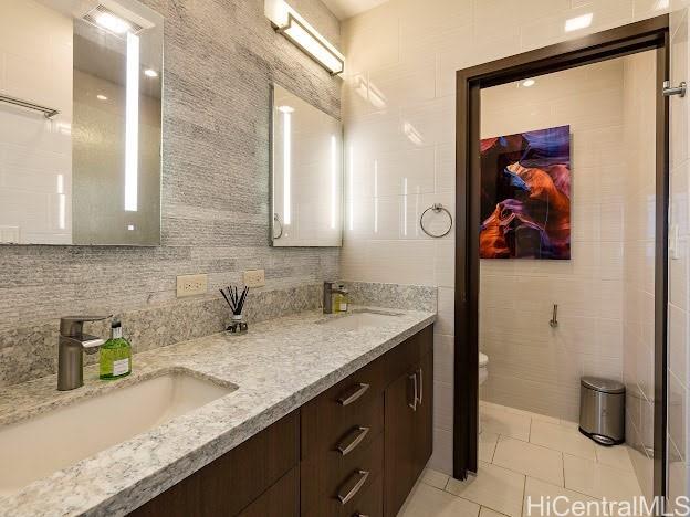 2333 Kapiolani Boulevard  Unit 3517
