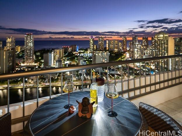 2333 Kapiolani Boulevard Unit 3517 2333 Kapiolani Boulevard Unit 3517
