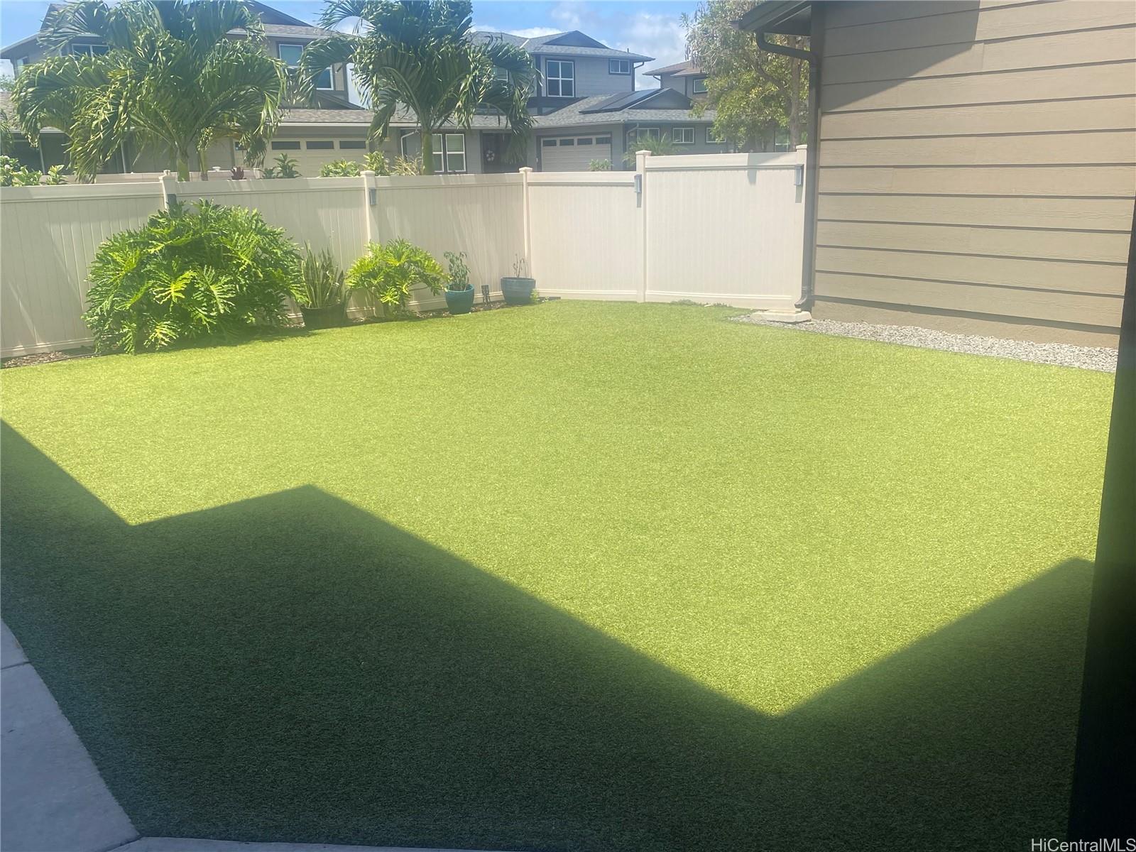 Photo 2 of 25