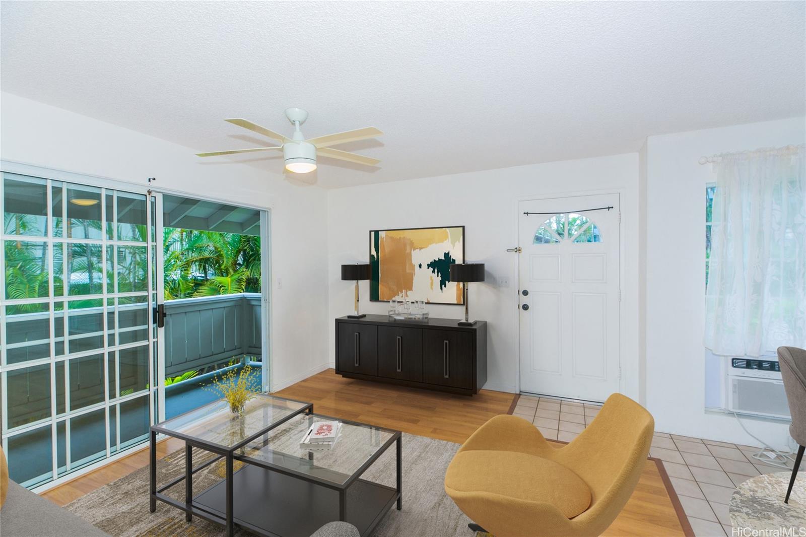 Photo 5 of 25