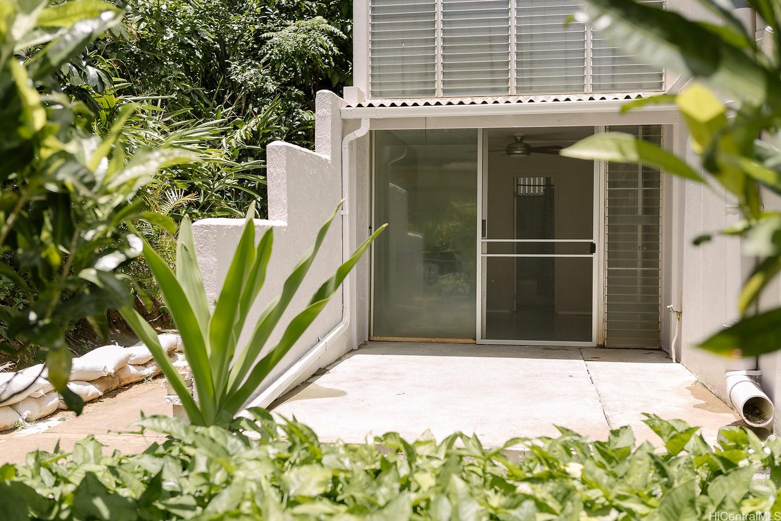95-061 Waikalani Drive  Unit D104