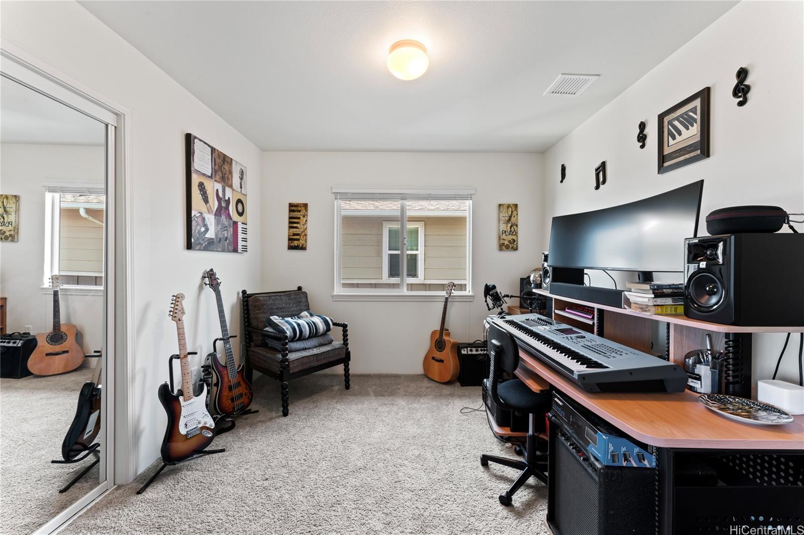 91-6221 Kapolei Parkway  Unit 430