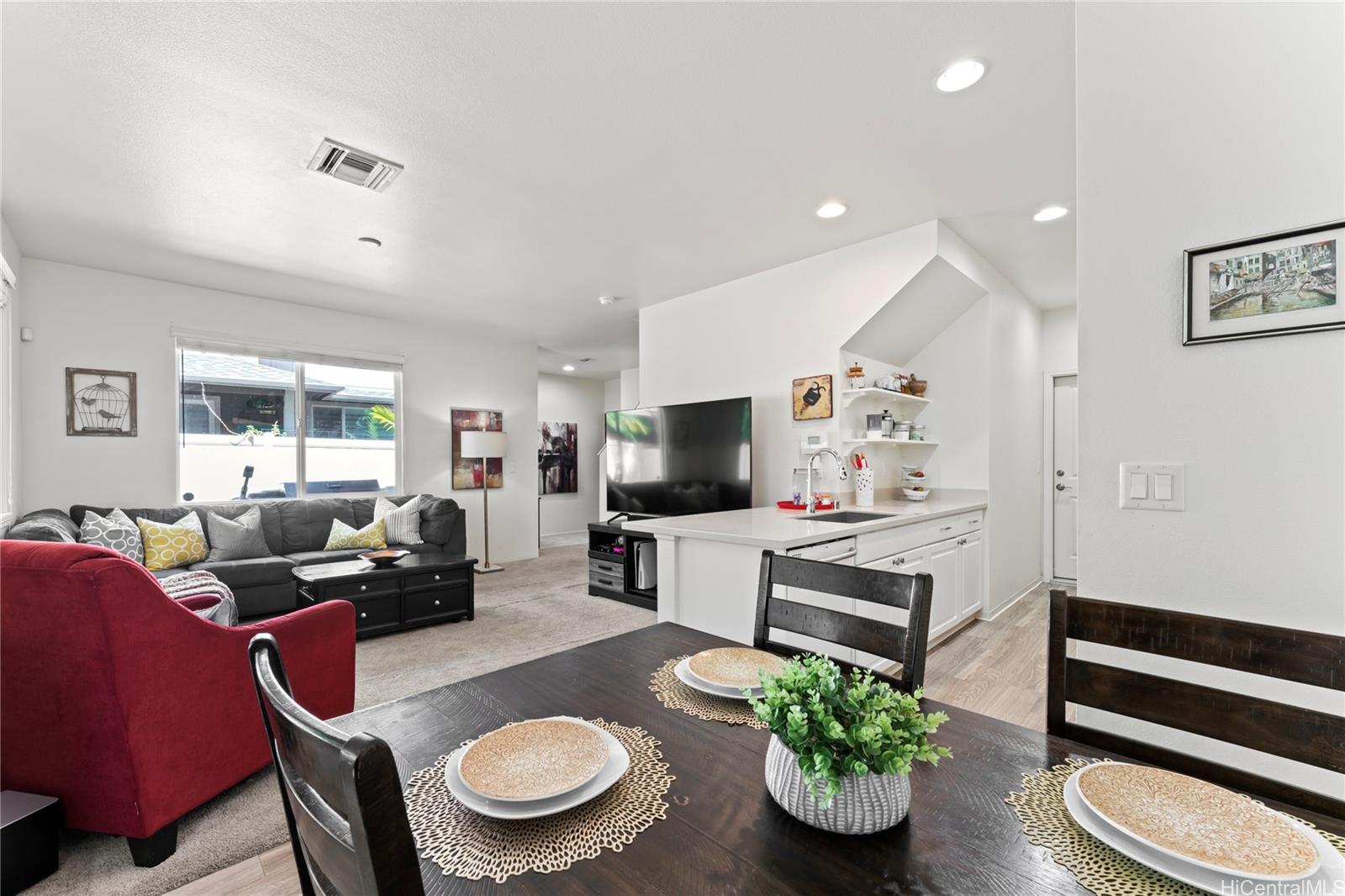 91-6221 Kapolei Parkway  Unit 430