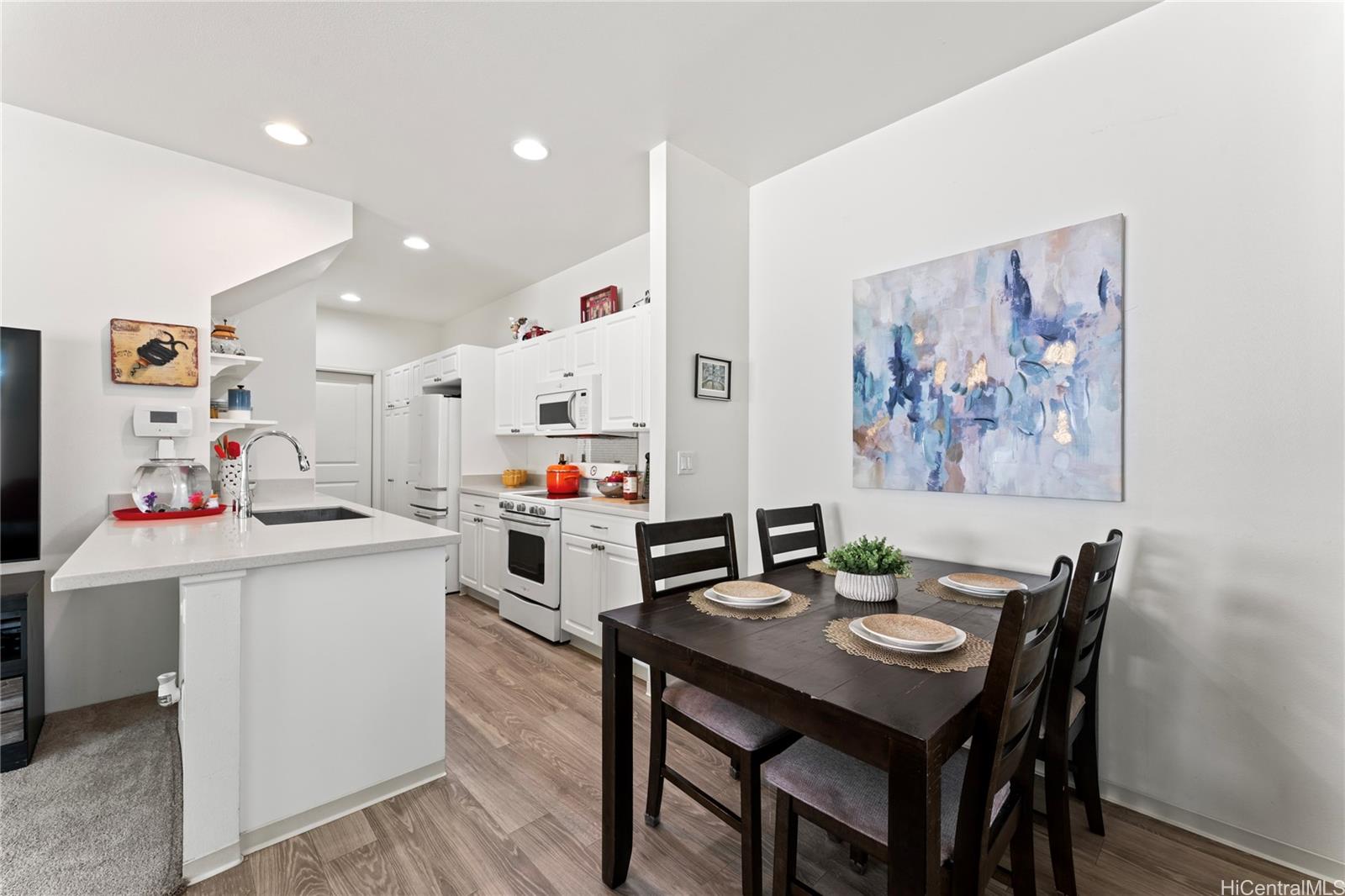 91-6221 Kapolei Parkway  Unit 430