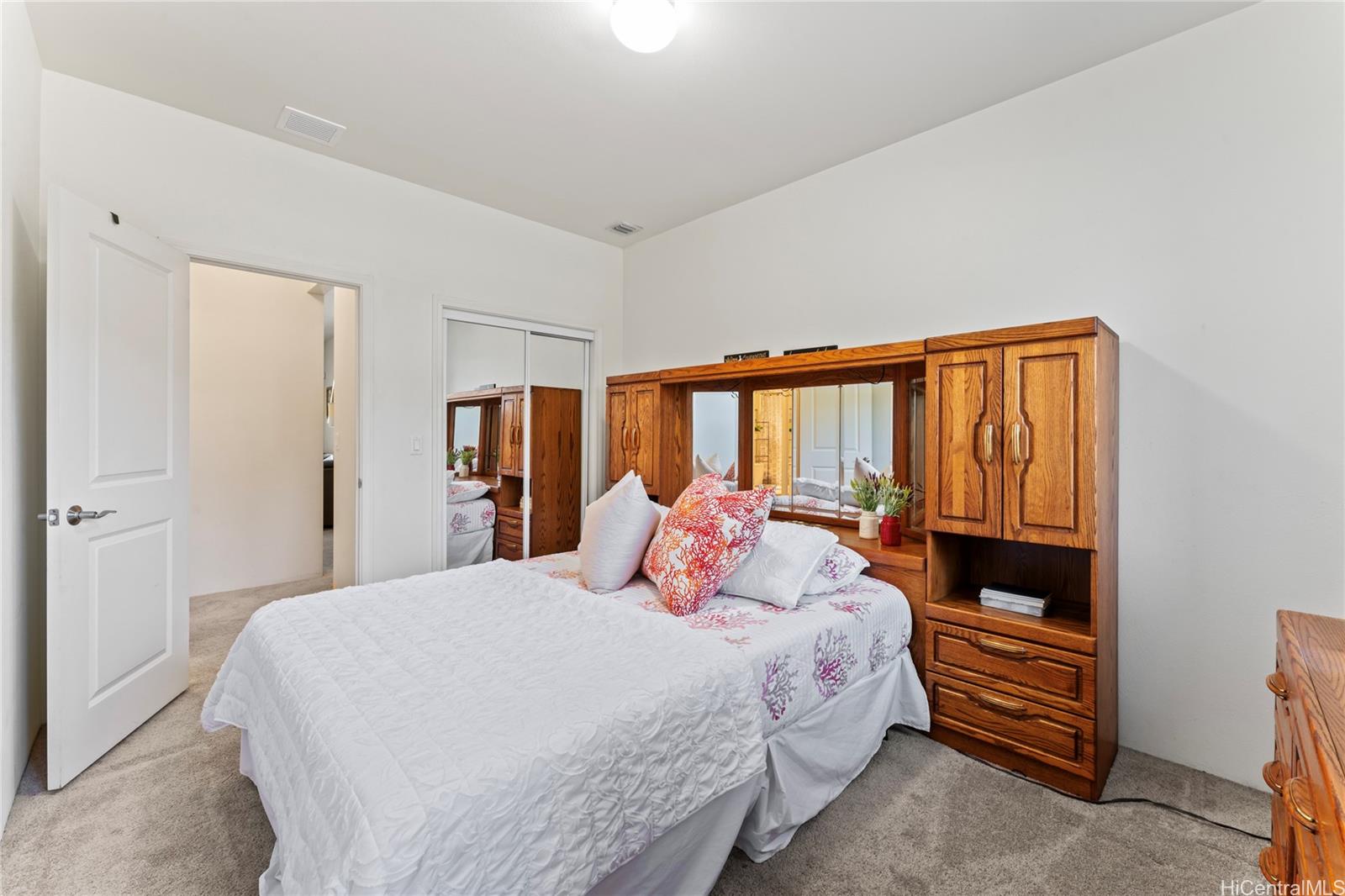 91-6221 Kapolei Parkway  Unit 430