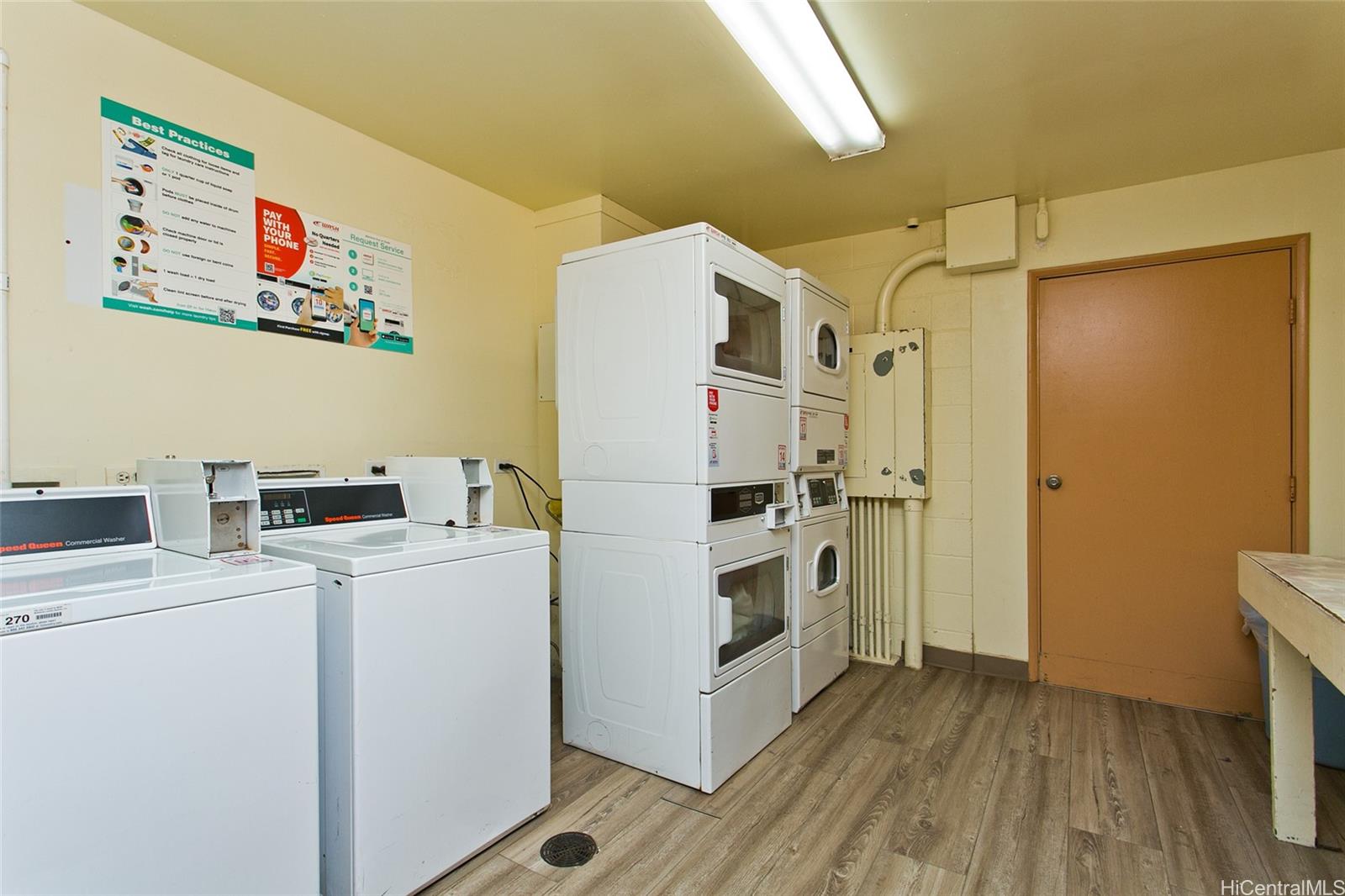 Photo 16 of 20