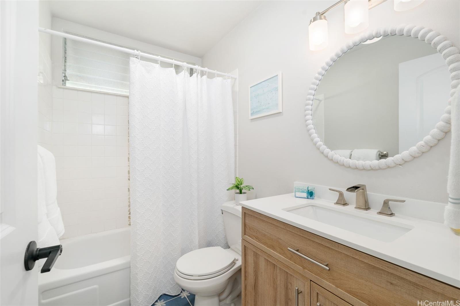 44-1731 Laha Street  Unit 2101