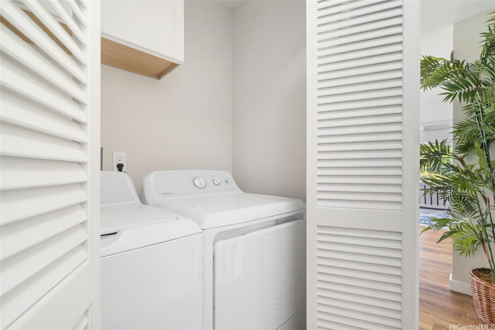44-1731 Laha Street  Unit 2101
