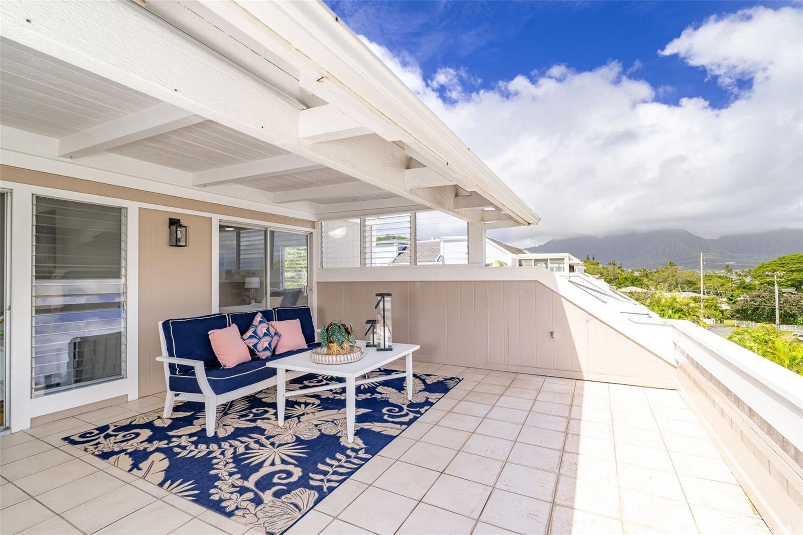 44-1731 Laha Street  Unit 2101