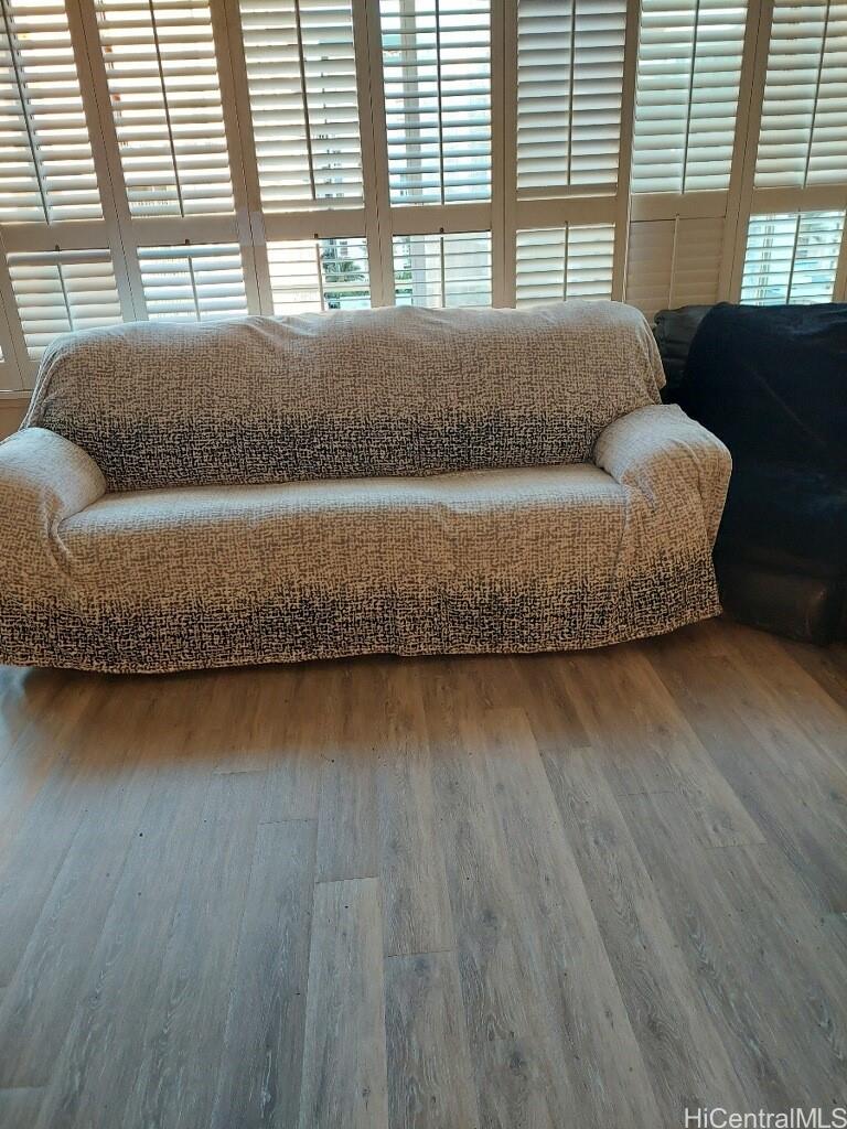 Photo 10 of 11